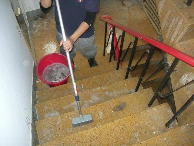 樓梯清洗