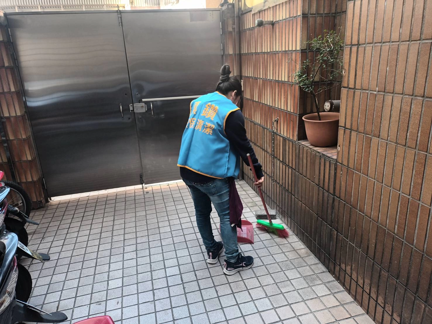 板橋大智街 - 社區大樓清潔公司服務實例